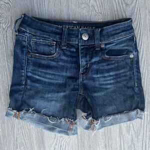American Eagle Midi Raw Hem Cuffed Shorts Size 0 Dark Wash 5 Inch Inseam